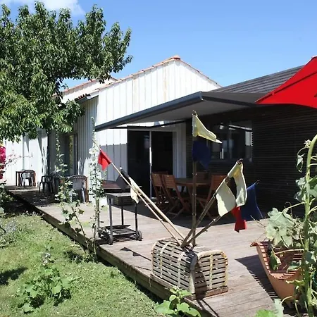 Maison La Rochelle Quatres Bord De Holiday home *